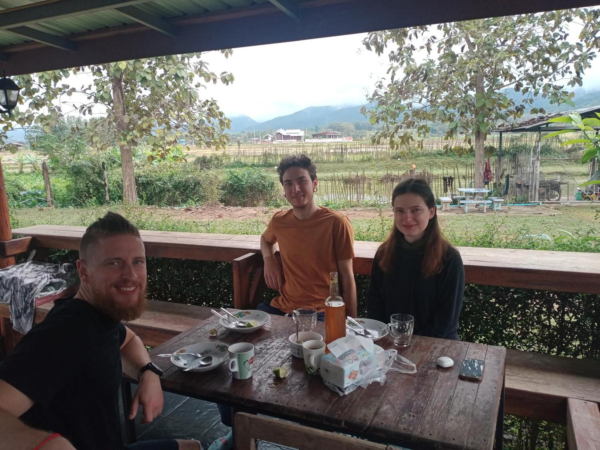 Homestay Sleep & Fishing Pua